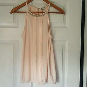 Express light pink tank